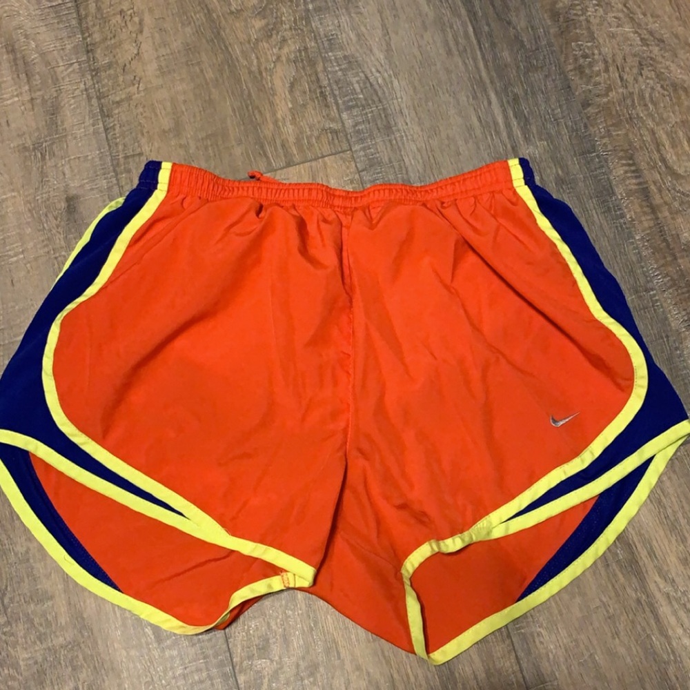 Nike running short
